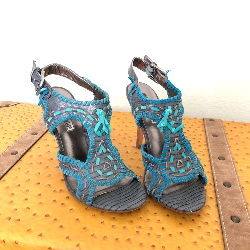 Charles David Sz 5.5 4” heel sandal